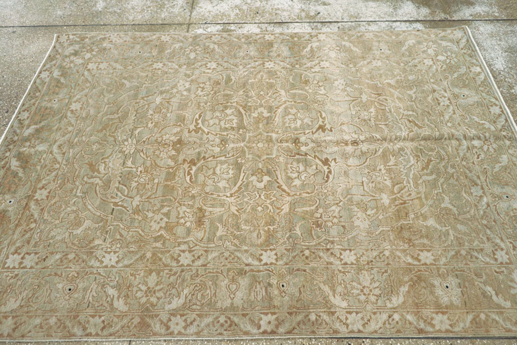 Antique Persian Lavar Kerman Rug, No.18620 - Gss
