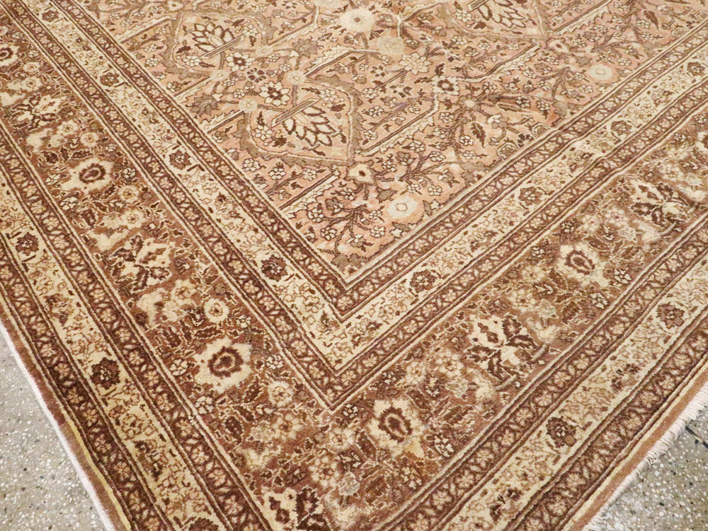 Antique Persian Tabriz Carpet, No.18648 - Gss