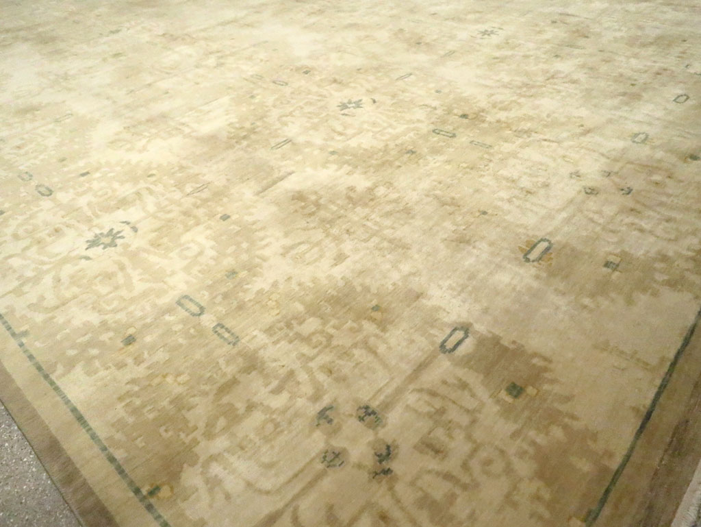 Vintage Indian Lahore Oversize Carpet, No.18660 - Gss