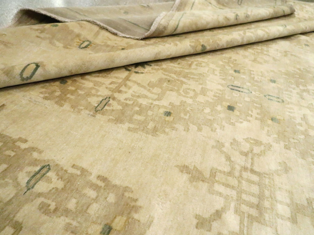 Vintage Indian Lahore Oversize Carpet, No.18660 - Gss