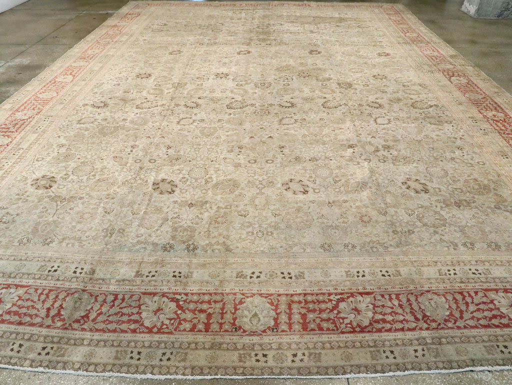 Antique Persian Tabriz Carpet, No.18669 - Gss