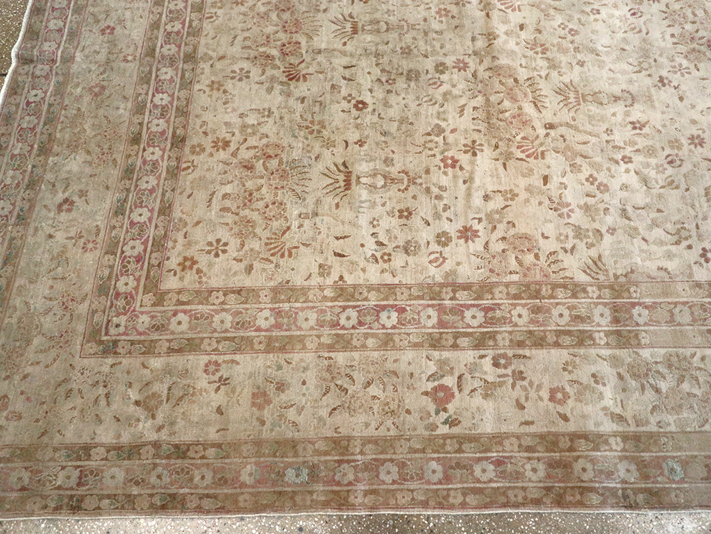 Antique Persian Lavar Kerman Carpet, No.18672 - Gss