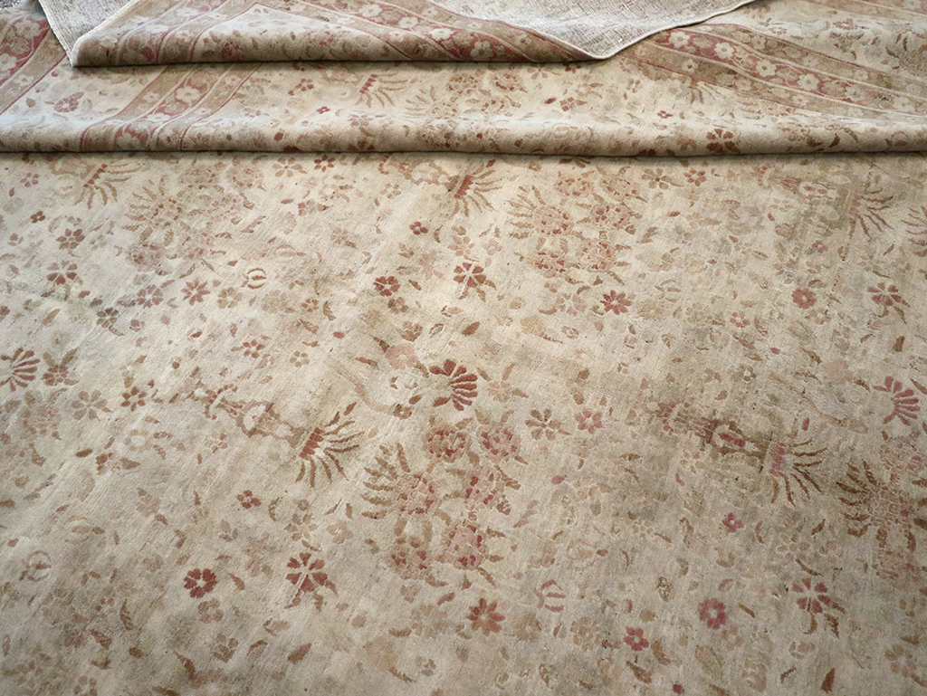 Antique Persian Lavar Kerman Carpet, No.18672 - Gss