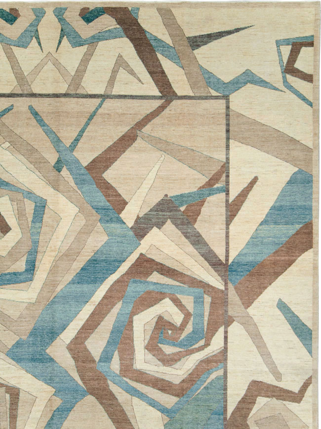 Modernist Persian Tabriz Room Size Carpet, No.18677 - Gss