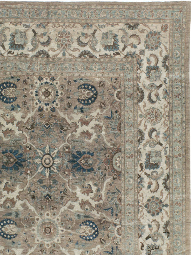 Antique Persian Tabriz Carpet, No.18680 - Gss