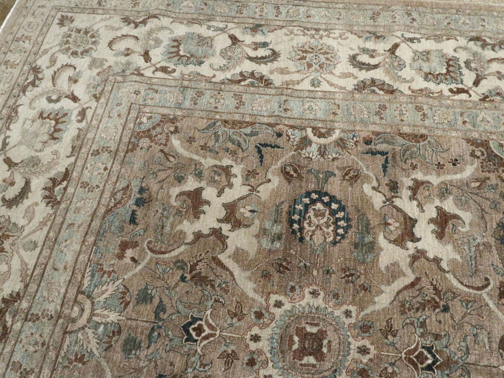 Antique Persian Tabriz Carpet, No.18680 - Gss