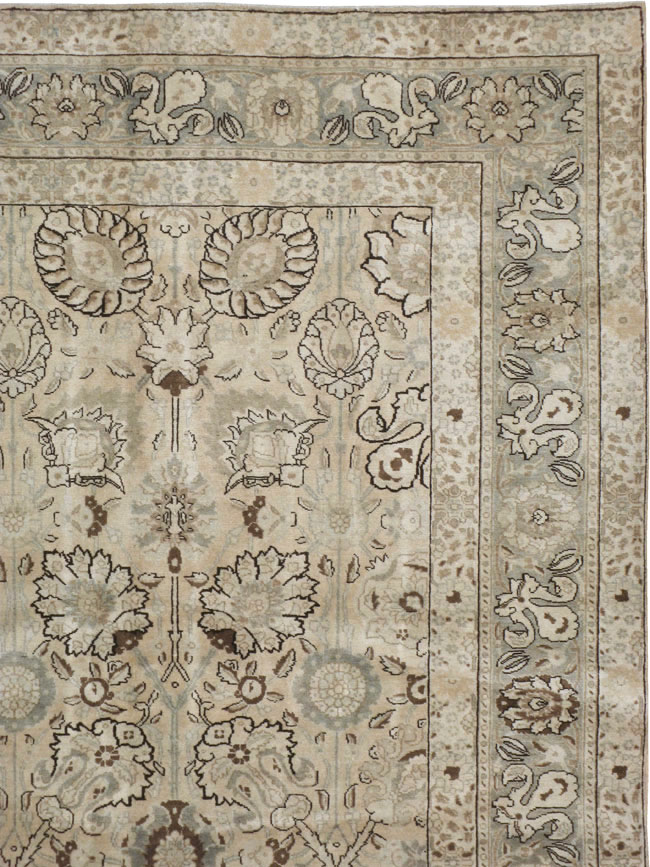 Antique Persian Tabriz Carpet, No.18693 - Gss