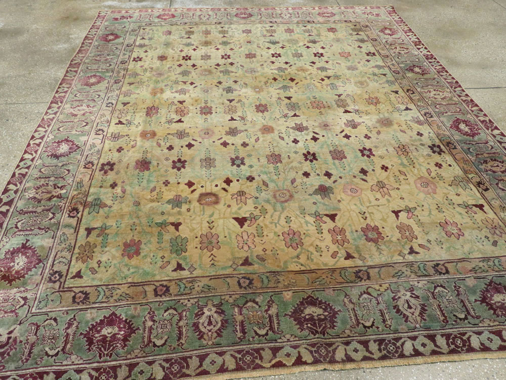 Antique Indian Agra Square Carpet, No.18730 - Gss