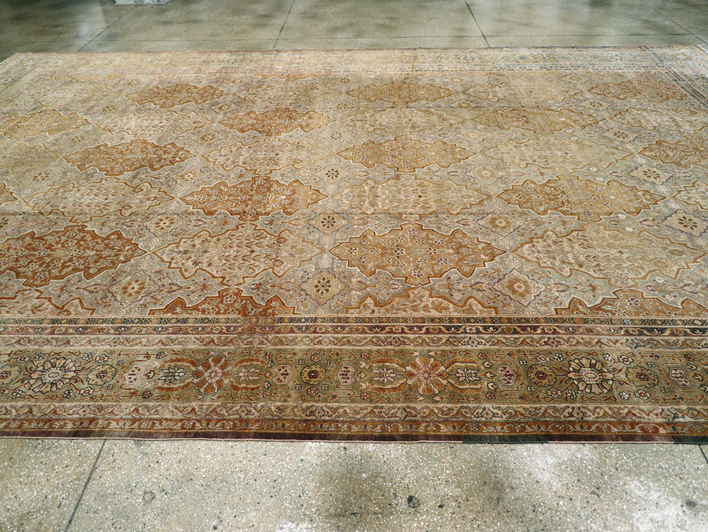 Antique Indian Lahore Carpet, No.18775 - Gss