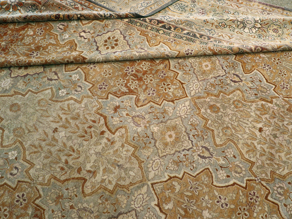 Antique Indian Lahore Carpet, No.18775 - Gss