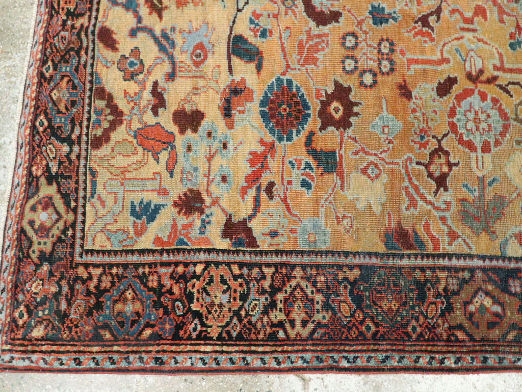 Antique Persian Sultanabad Carpet, No.18776 - Gss
