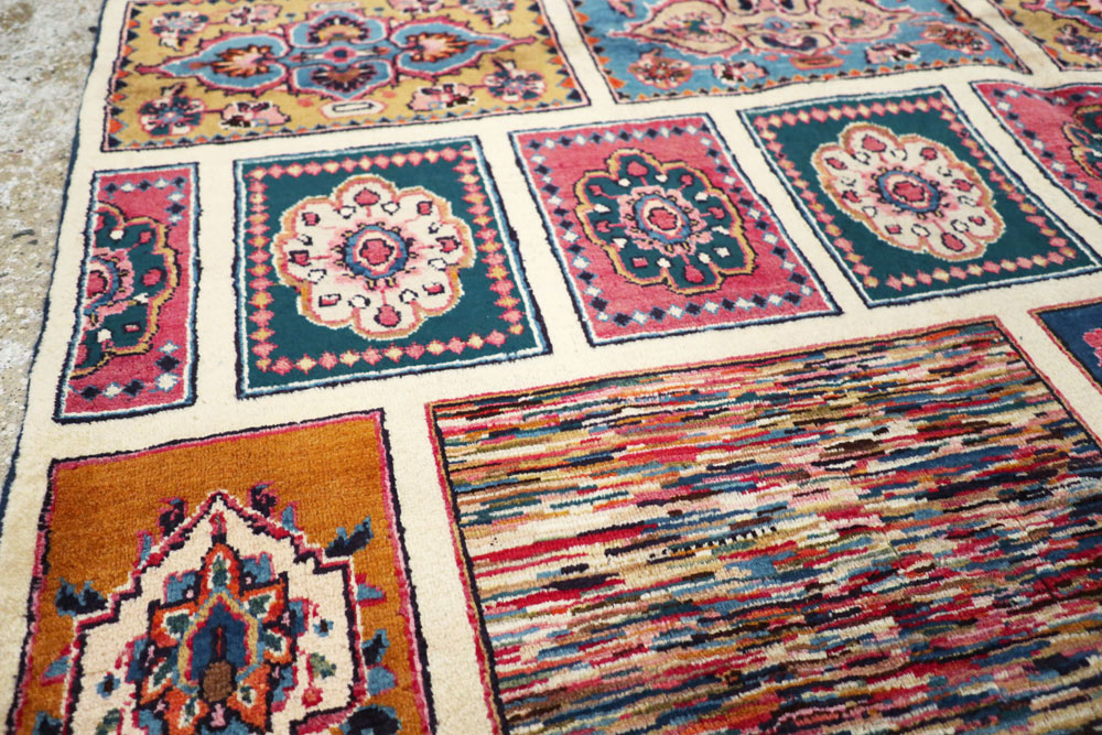 Vintage Persian Mashad Carpet, No.18790 - Gss