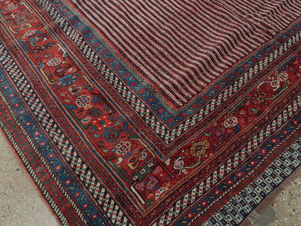 Antique Persian Qashqai Carpet, No.18791 - Gss