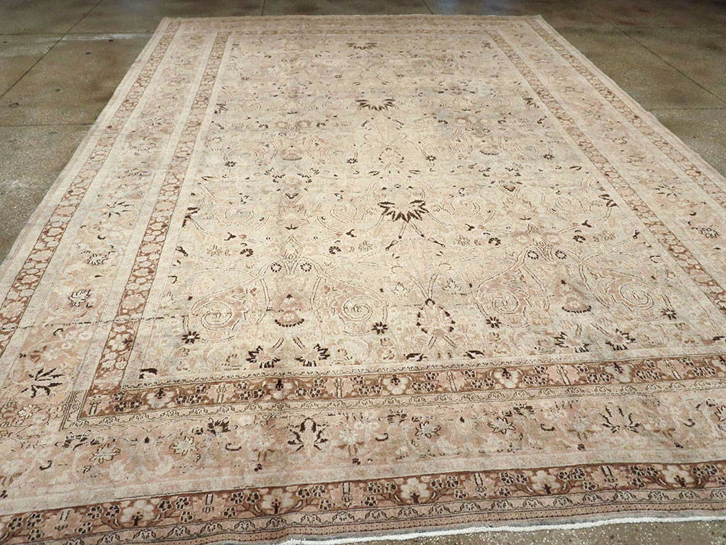 Antique Persian Mashad Carpet, No.18802 - Gss