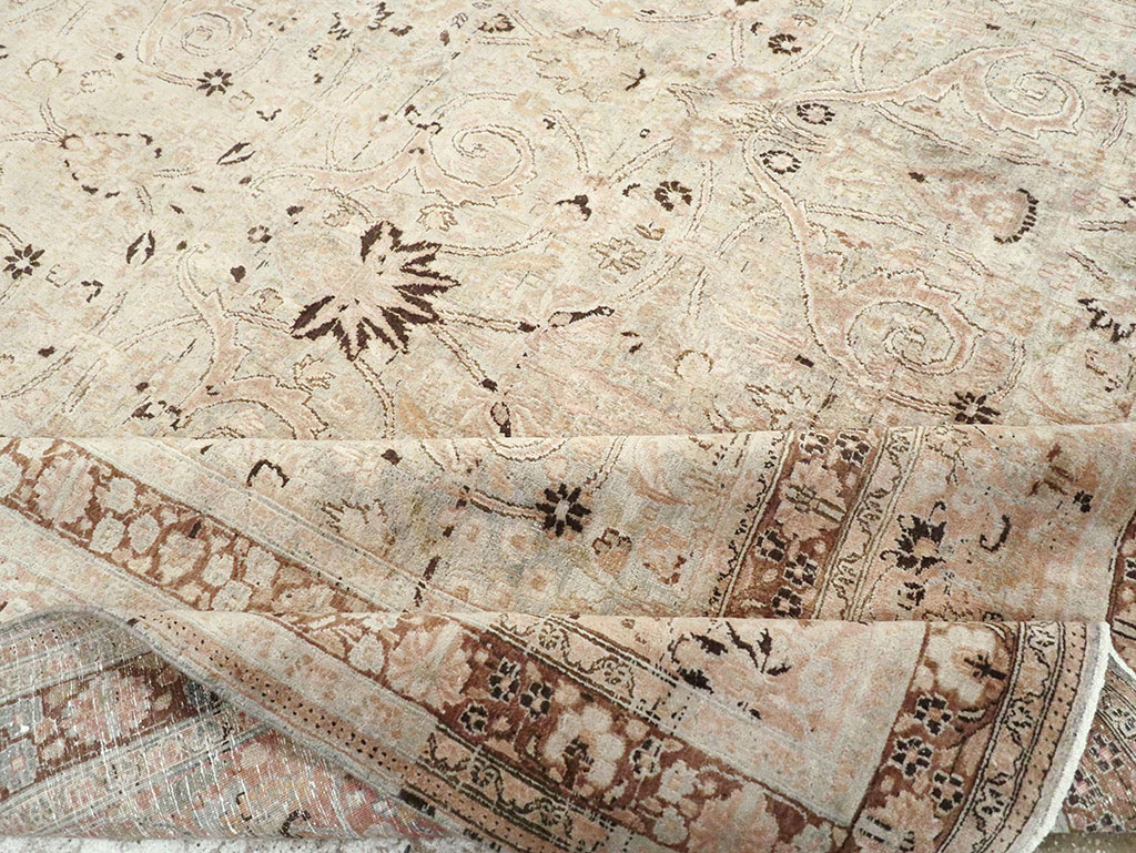 Antique Persian Mashad Carpet, No.18802 - Gss