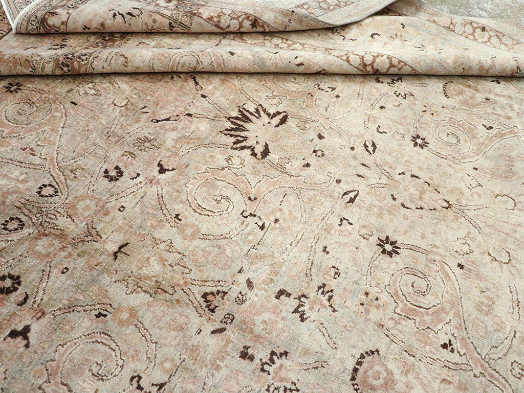 Antique Persian Mashad Carpet, No.18802 - Gss