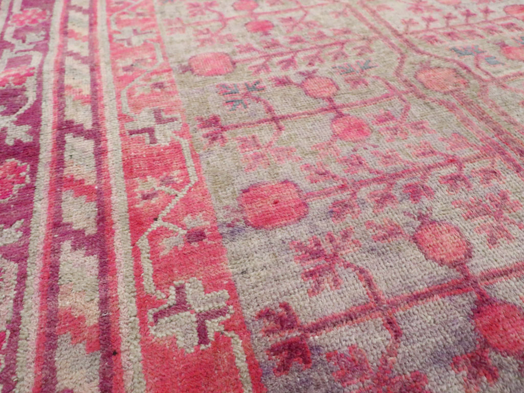 Vintage East Turkestan Khotan Rug, No.18839 - Gss