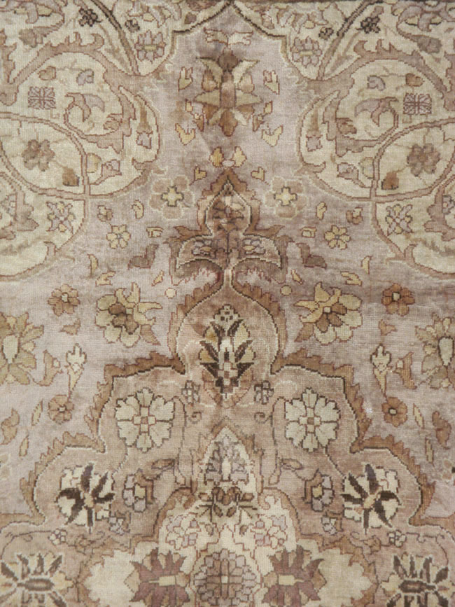 Vintage Indian Lahore Carpet, No.18861 - Gss