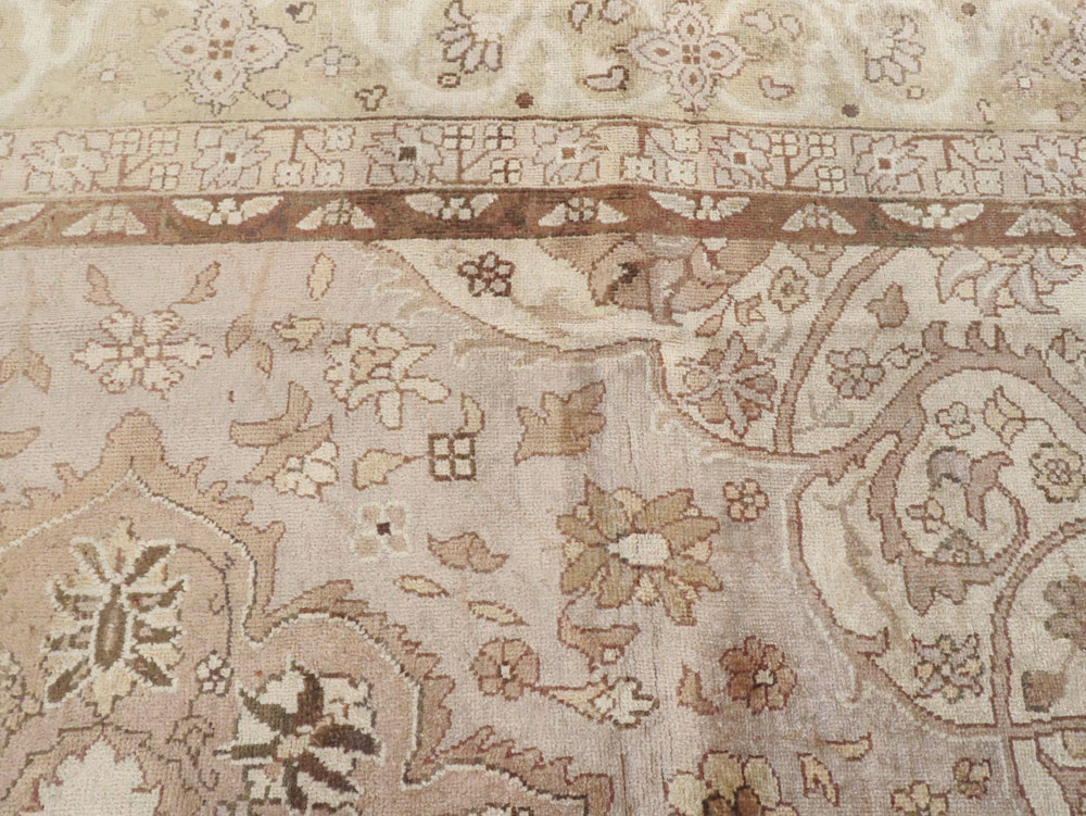 Vintage Indian Lahore Carpet, No.18861 - Gss