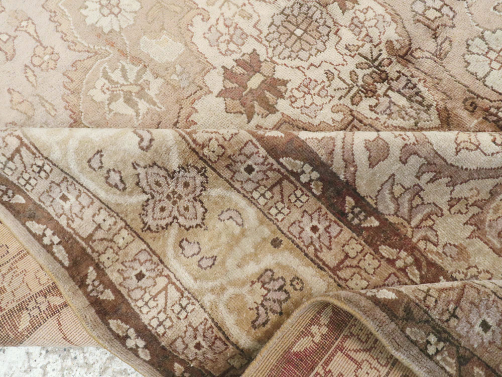 Vintage Indian Lahore Carpet, No.18861 - Gss