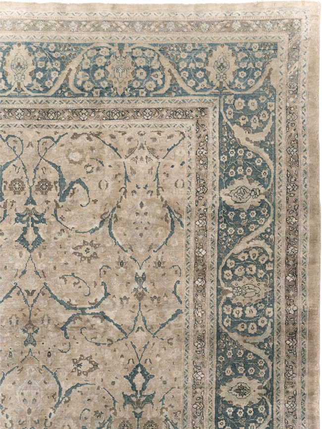 Antique Persian Tabriz Carpet, No.18900 - Gss
