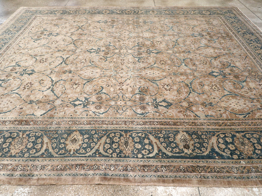Antique Persian Tabriz Carpet, No.18900 - Gss