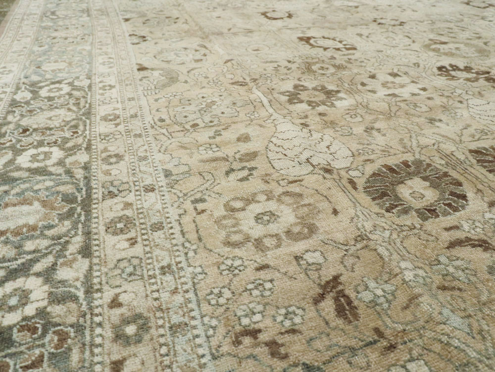 Antique Persian Tabriz Carpet, No.18904 - Gss