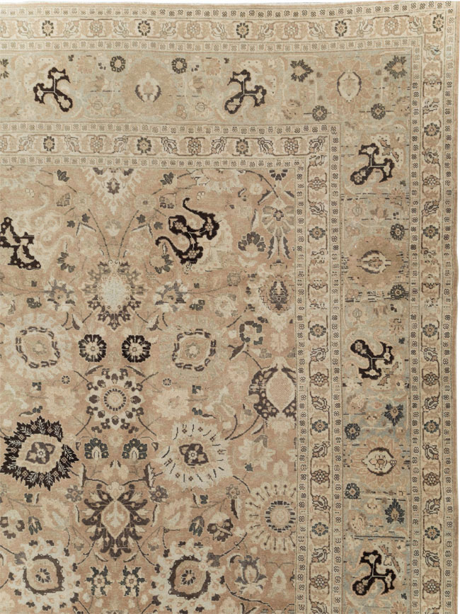 Antique Persian Tabriz Carpet, No.18906 - Gss