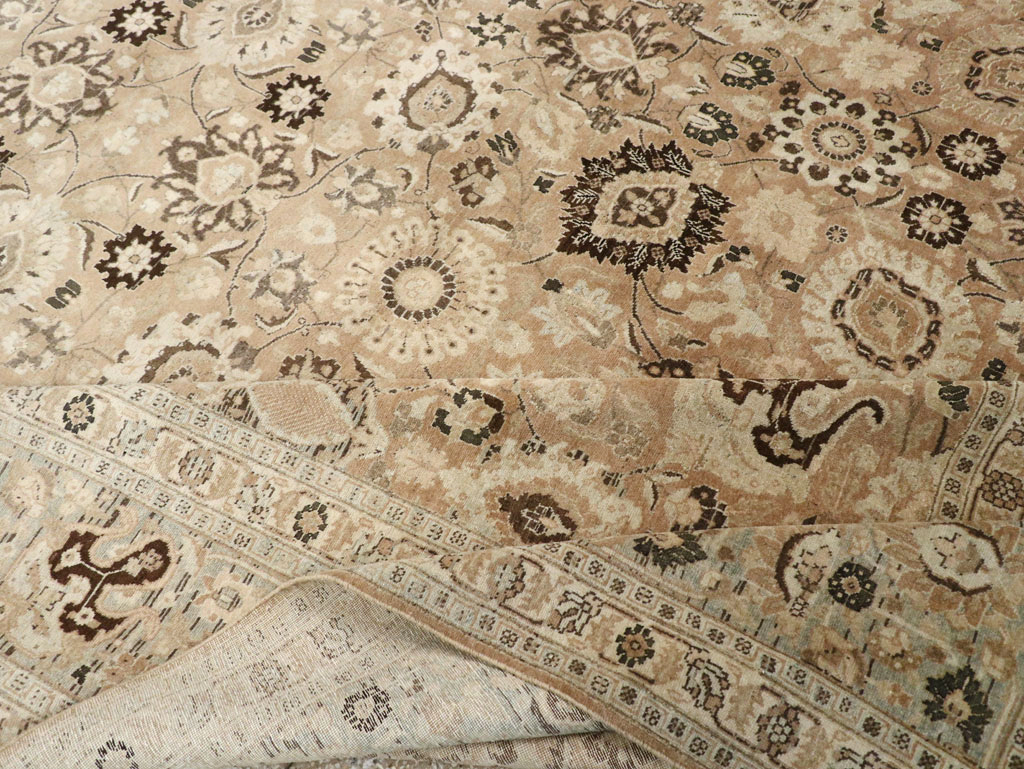 Antique Persian Tabriz Carpet, No.18906 - Gss