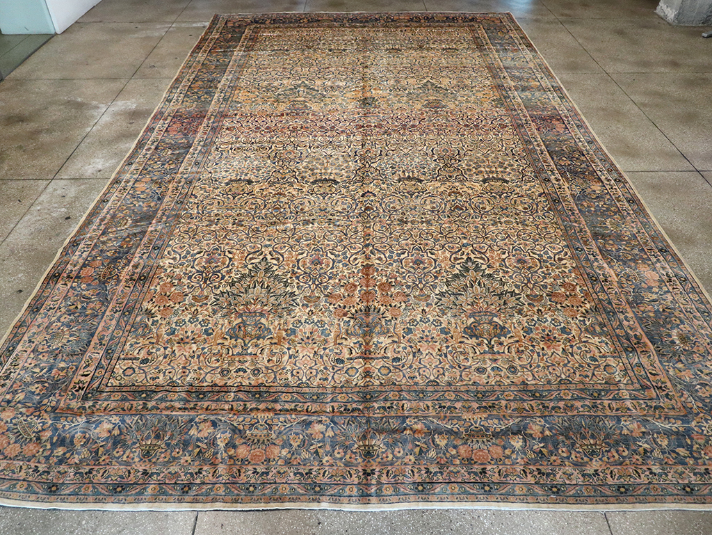 Vintage Persian Lavar Kerman Oversize Carpet, No.18917 - Gss