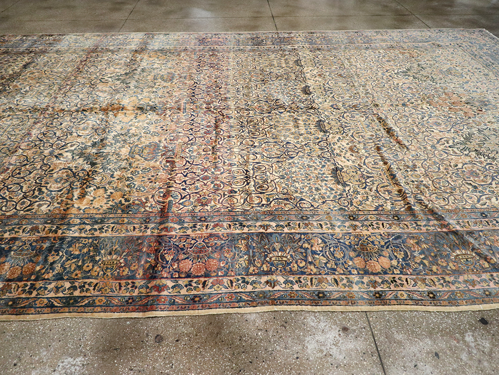 Vintage Persian Lavar Kerman Oversize Carpet, No.18917 - Gss