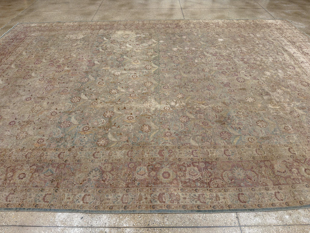 Antique Persian Mashad Carpet, No.18952 - Gss