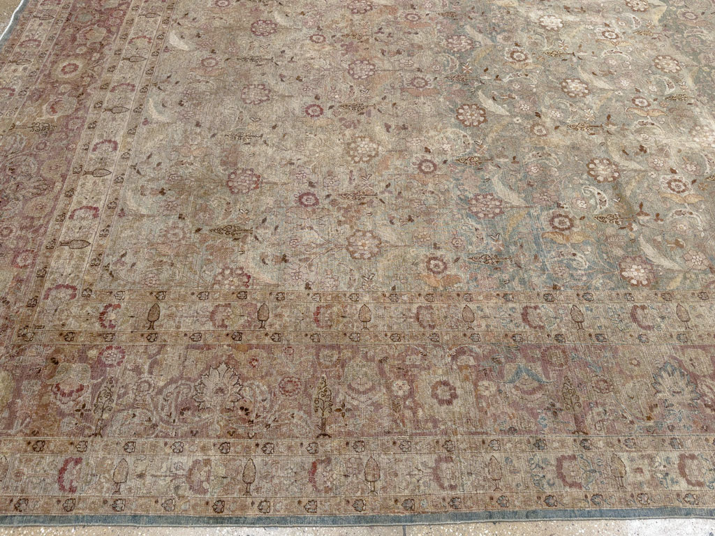 Antique Persian Mashad Carpet, No.18952 - Gss