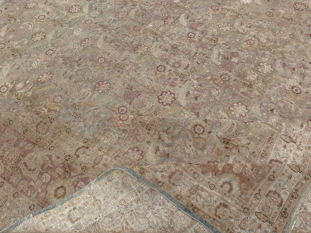 Antique Persian Mashad Carpet, No.18952 - Gss