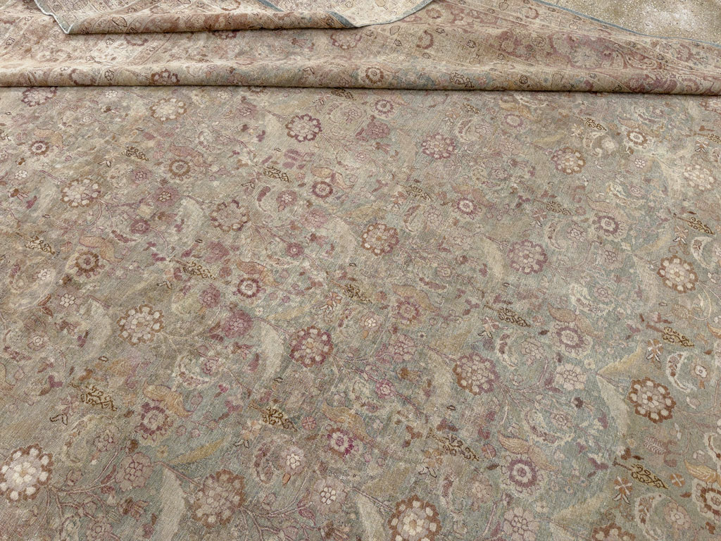 Antique Persian Mashad Carpet, No.18952 - Gss