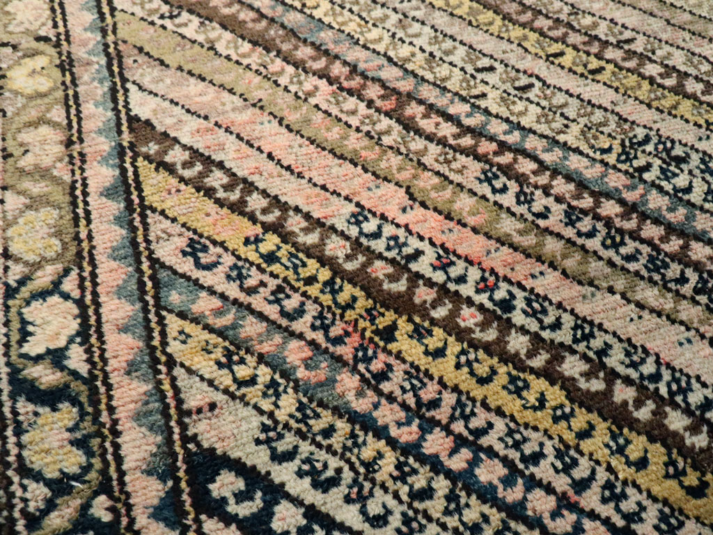 Antique Persian Malayer Rug, No.18963 - Gss