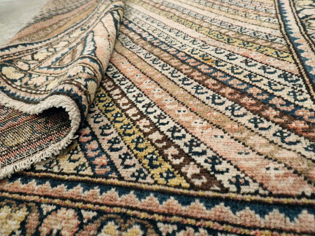 Antique Persian Malayer Rug, No.18963 - Gss