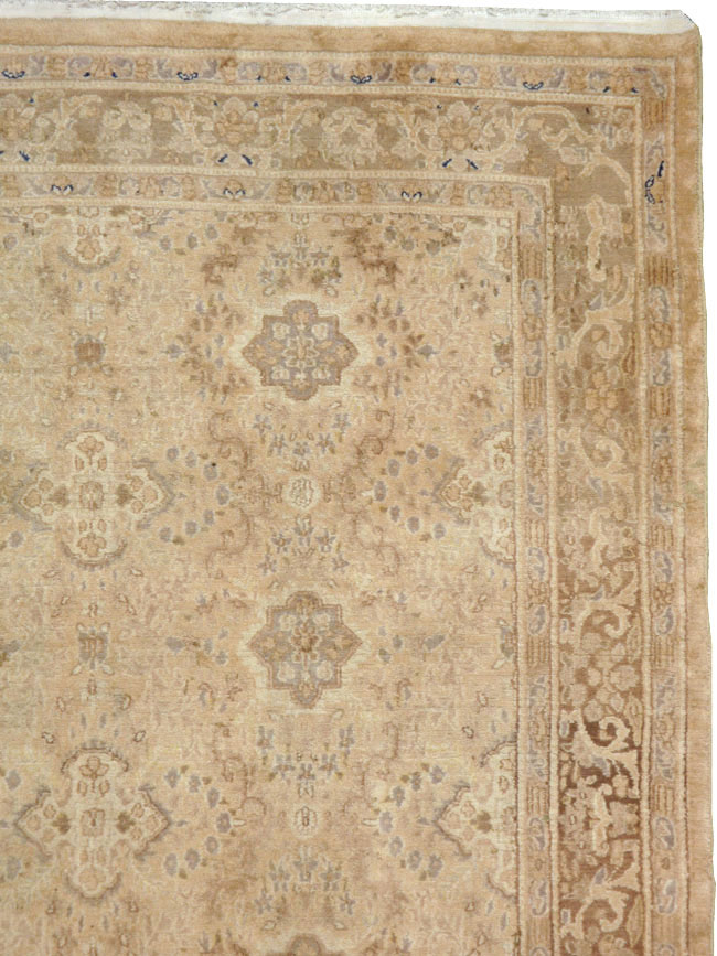 Vintage Indian Lahore Carpet, No.19000 - Gss