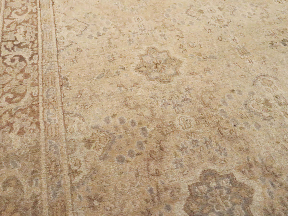 Vintage Indian Lahore Carpet, No.19000 - Gss