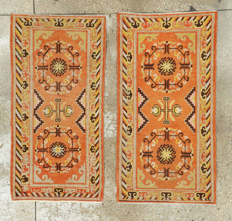 Vintage East Turkestan Khotan Rug (Pair: 1 of 2), No.19050 - Gss