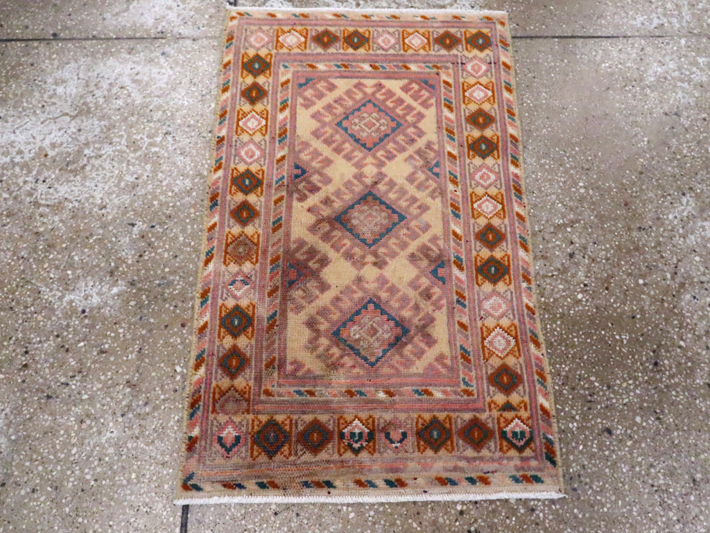 Antique Persian Kurdish Rug, No.19085 - Gss