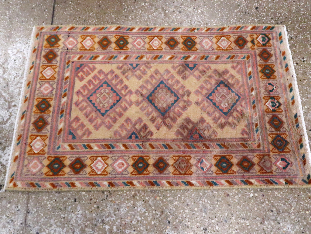 Antique Persian Kurdish Rug, No.19085 - Gss