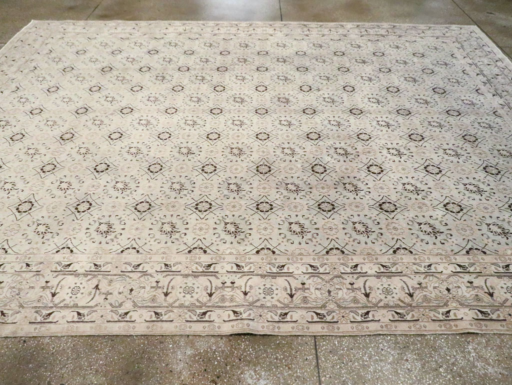 Antique Persian Mashad Carpet, No.19115 - Gss