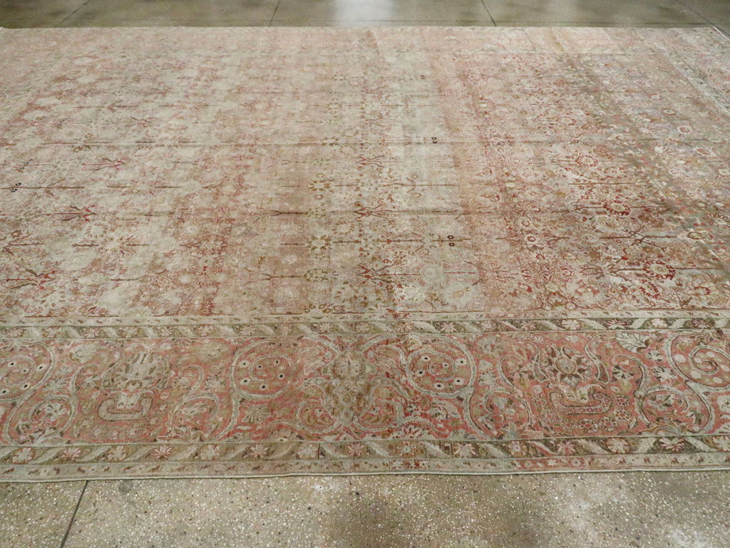 Antique Persian Isfahan Large Room Size Carpet, No.19160 - Gss