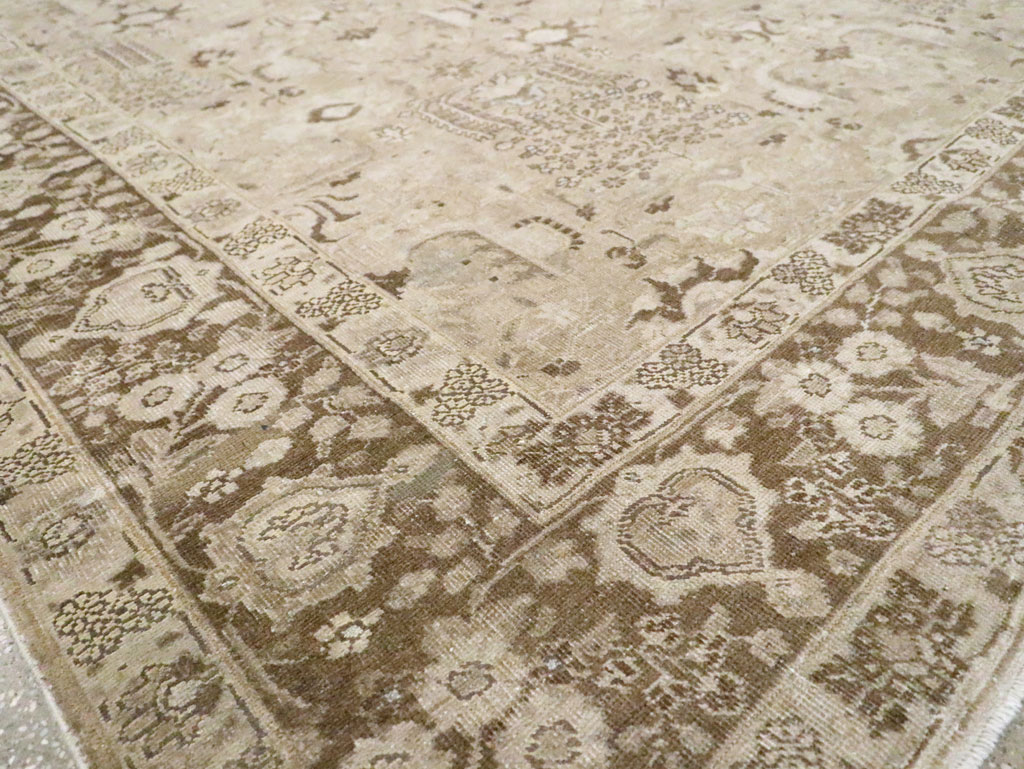 Vintage Persian Tabriz Small Room Size Carpet, No.19171 - Gss