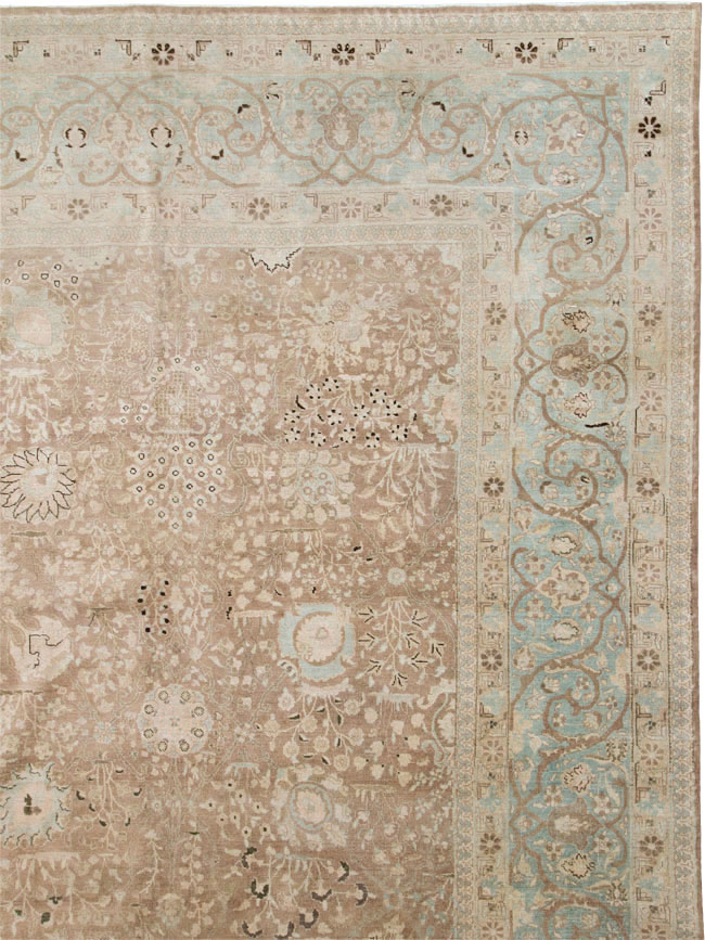 Antique Persian Tabriz Carpet, No.19200 - Gss