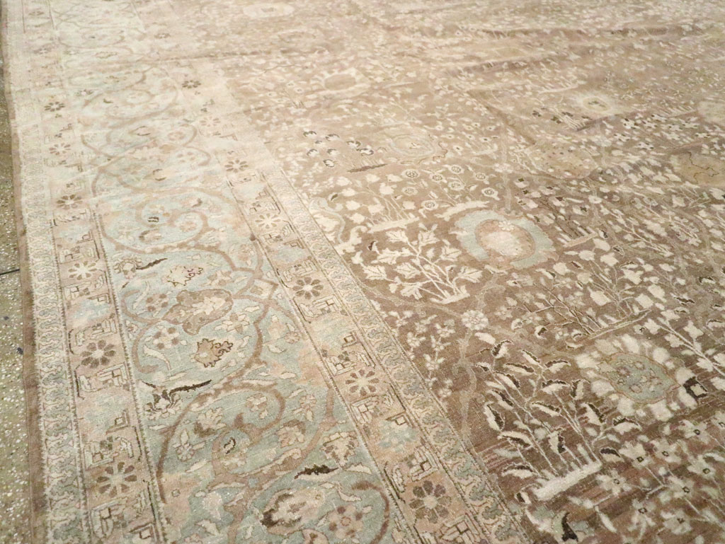 Antique Persian Tabriz Carpet, No.19200 - Gss