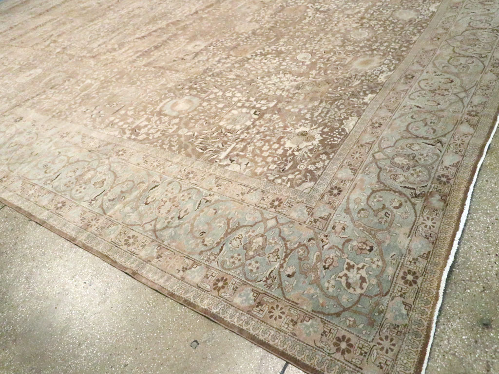 Antique Persian Tabriz Carpet, No.19200 - Gss