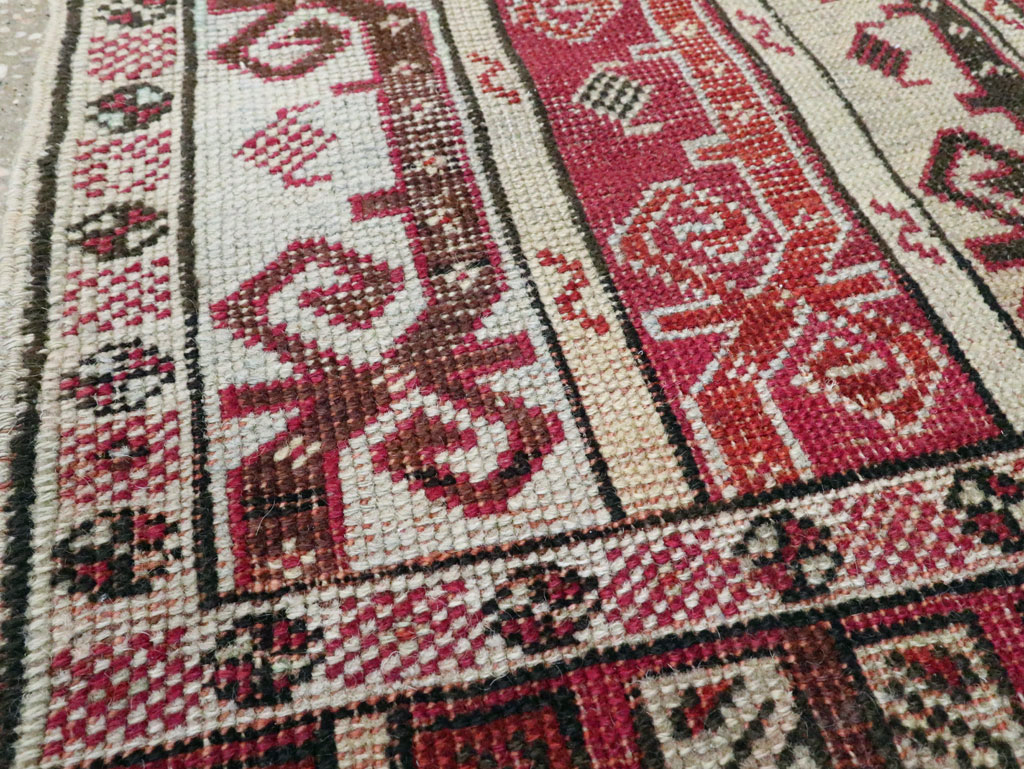 Antique Turkish Ghiordes Rug, No.19201 - Gss