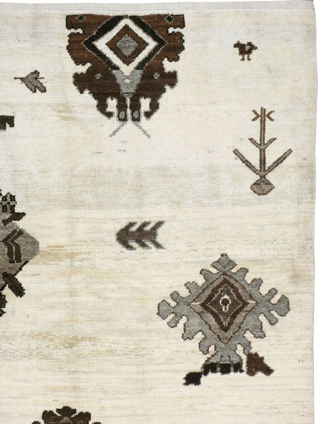 Modern Turkish Anatolian Carpet, No.19226 - Gss